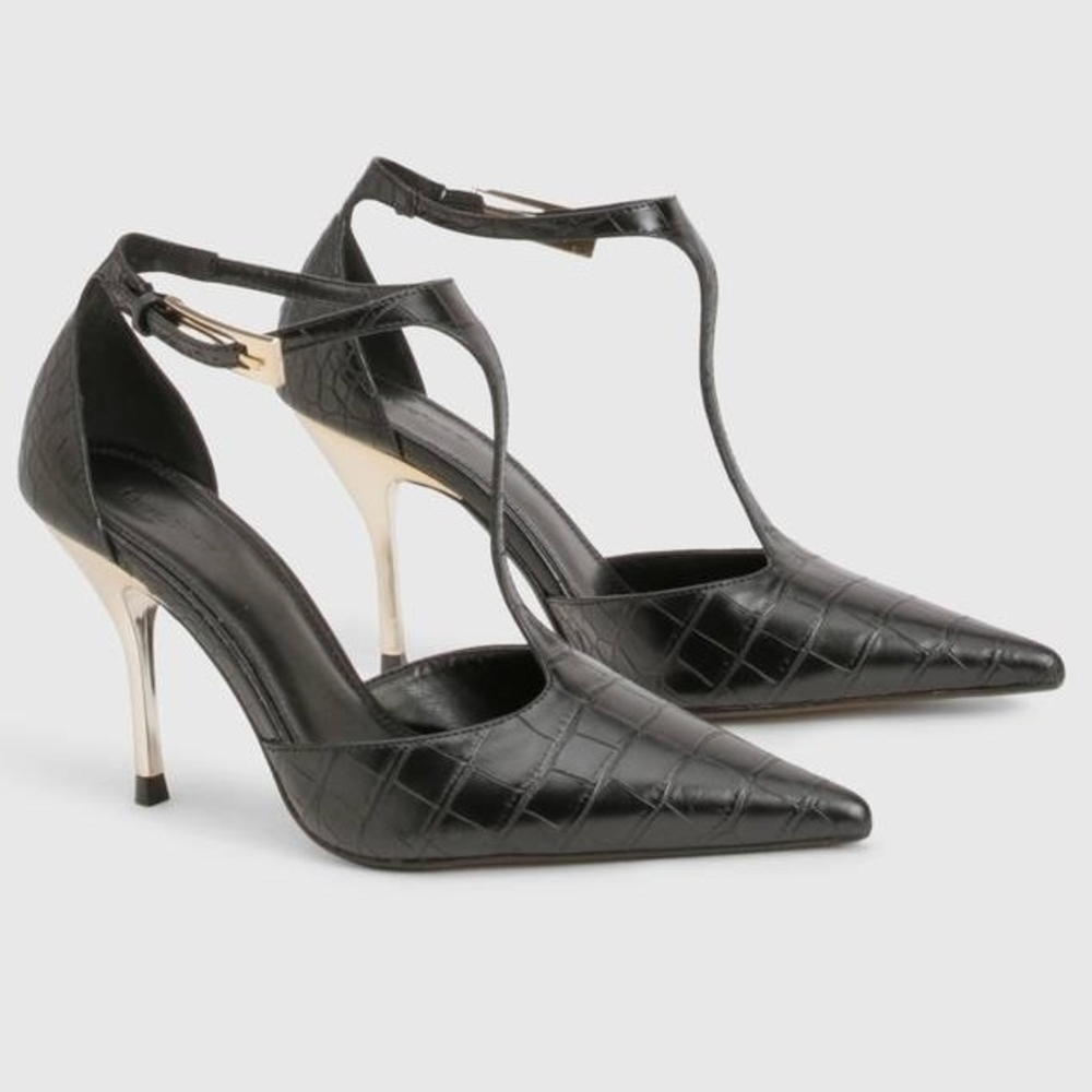 Ivy Kirzhner Retro Black Leather Strappy Heels 6